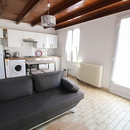 Joli T2 Renove / Wifi / Grand Parking Prive Apartman La Couronne Kültér fotó